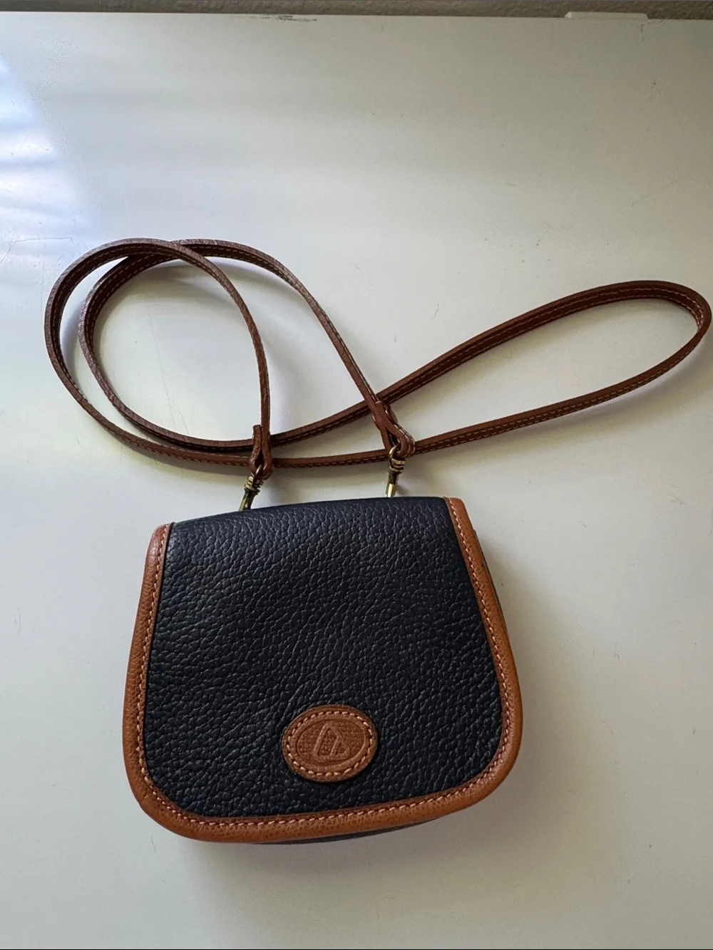 VINTAGE Liz Claiborne Black and Brown Pebbled Leather Crossbody Bag